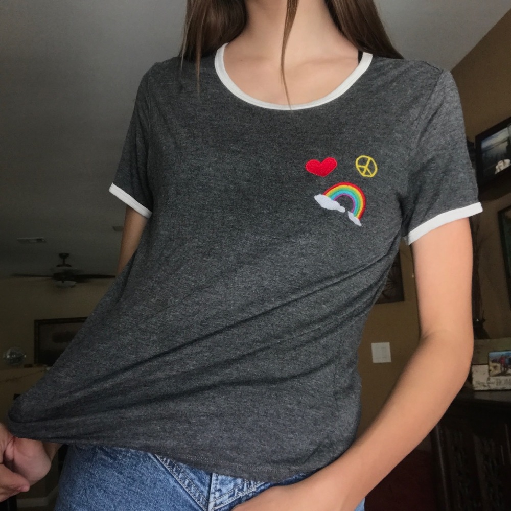 Grey kids design shirt💖